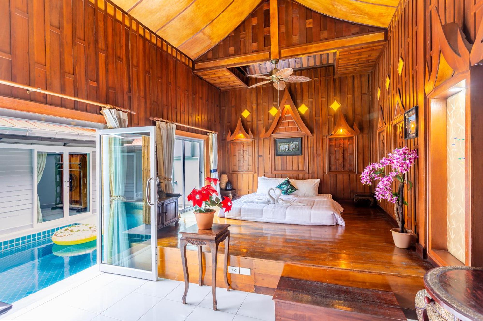 Romantic Pool Villa Pattaya